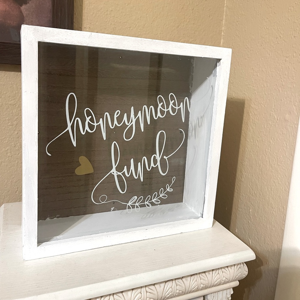 Honeymoon fund box